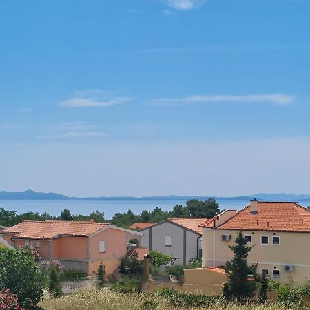 Villa Mena Vir Exterior photo